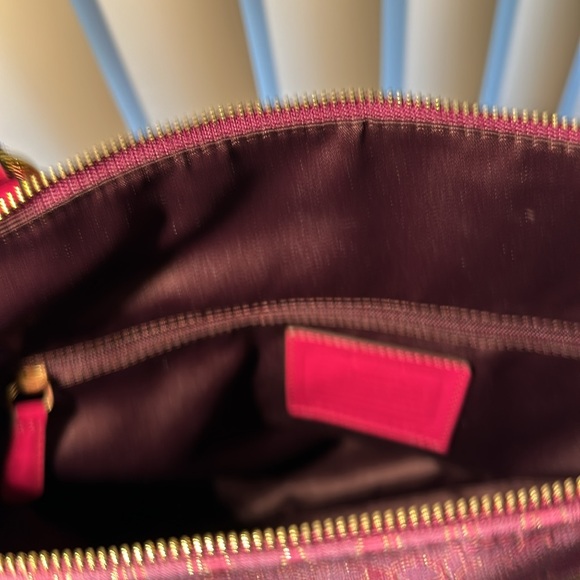 COPY - Coach hot pink signature tote part fabric part pattoned leather double h… - Picture 6 of 8